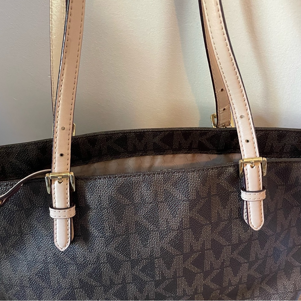 MK Jet Set Bundle - Picture 8 of 16